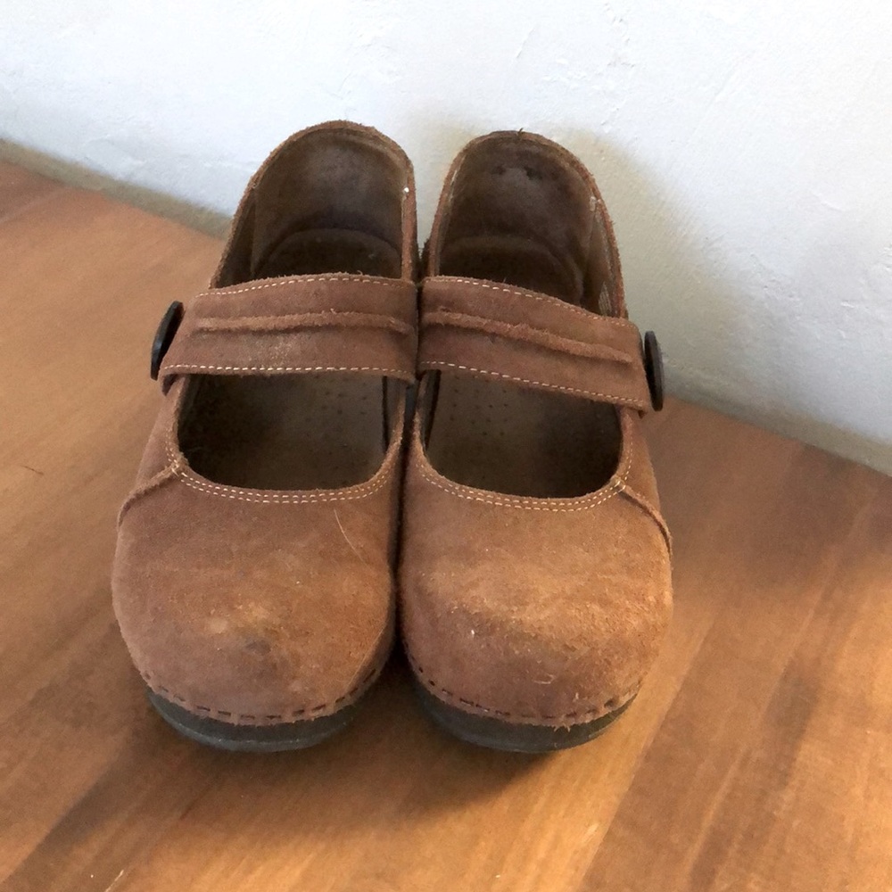 Dansko Crepe Shimmering Mary Jane size 38